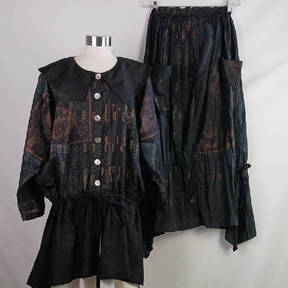 Nwt VTG Br Blk Jacket/Long Skirt Set.